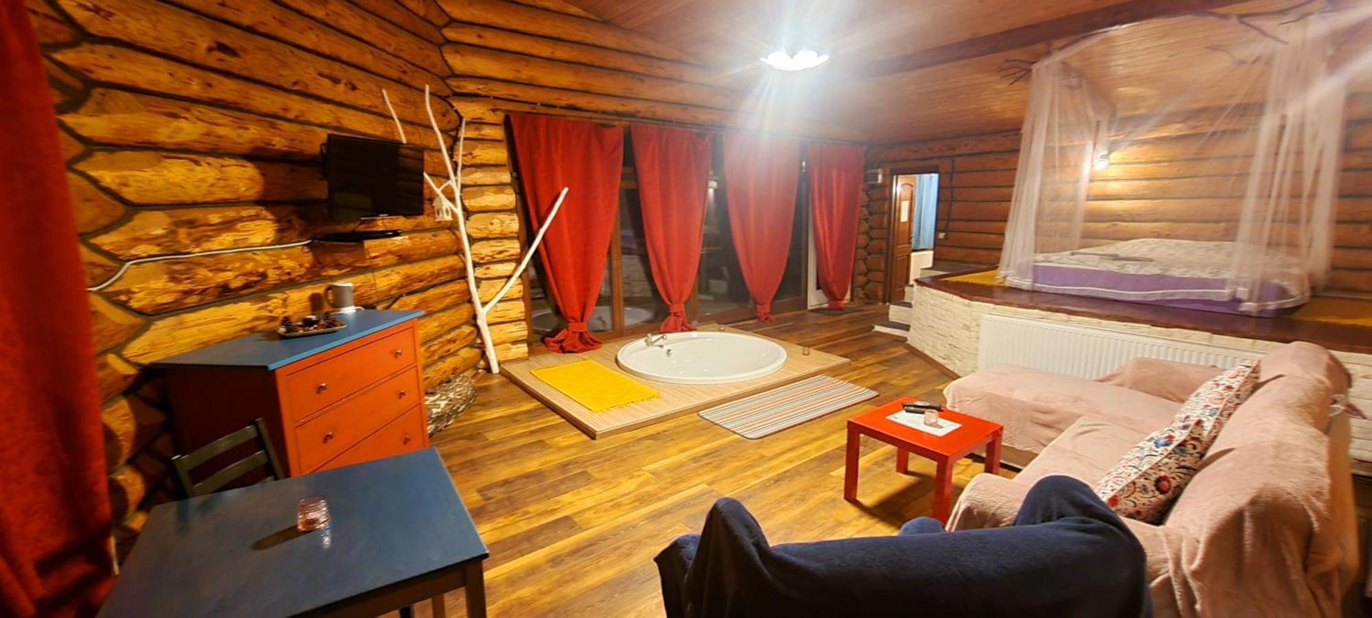 Harmonie Tree House Cotagges Trei Brazi Holiday park