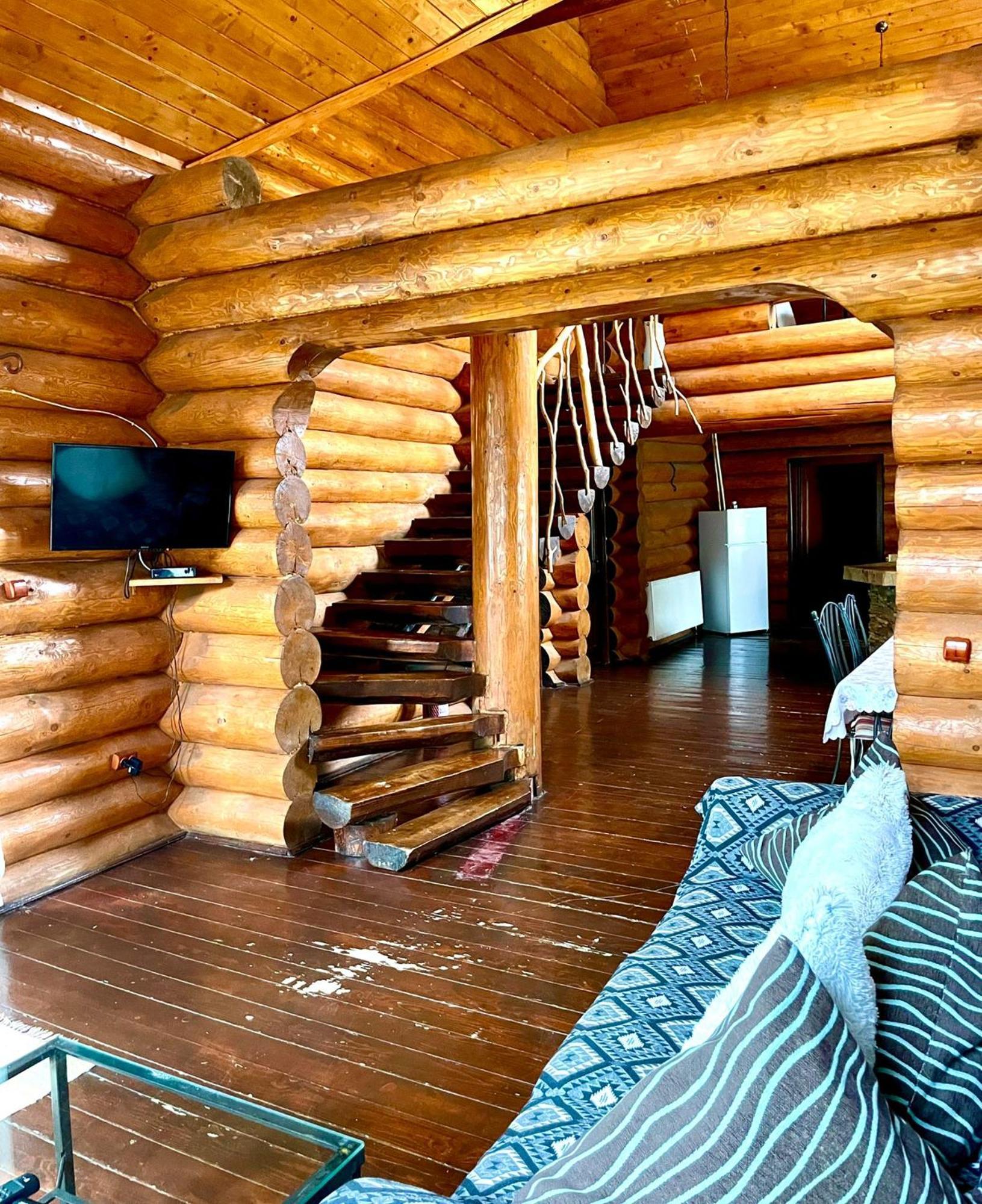 Harmonie Tree House Cotagges Trei Brazi Holiday park